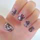 Illustration for article titled How to Give Yourself A Shabby Chic Antique Manicure
